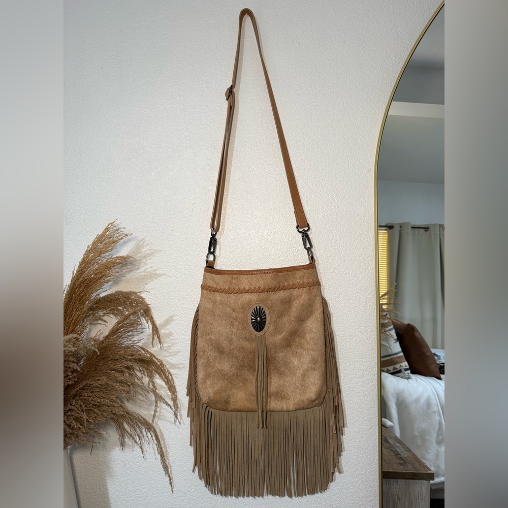 Idyllwind Tan Suede Fringe Crossbody Bag